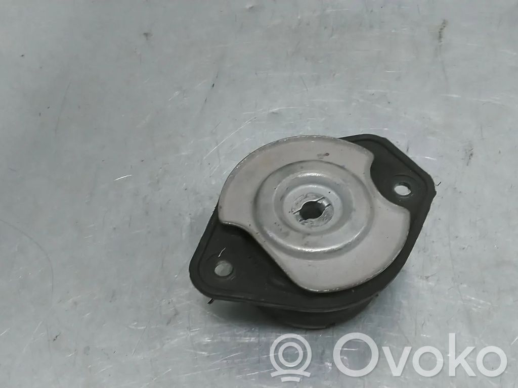 Volkswagen Golf VII Engine mount bracket 
