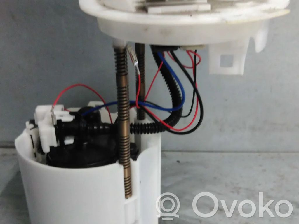 Opel Astra J Pompa carburante immersa 