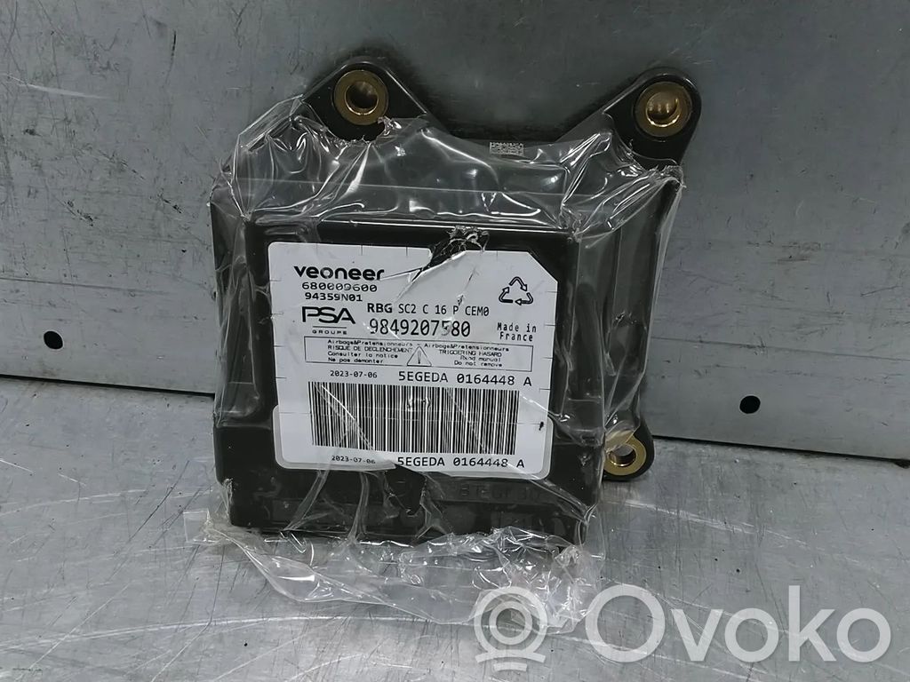 Opel Mokka B Airbag control unit/module 