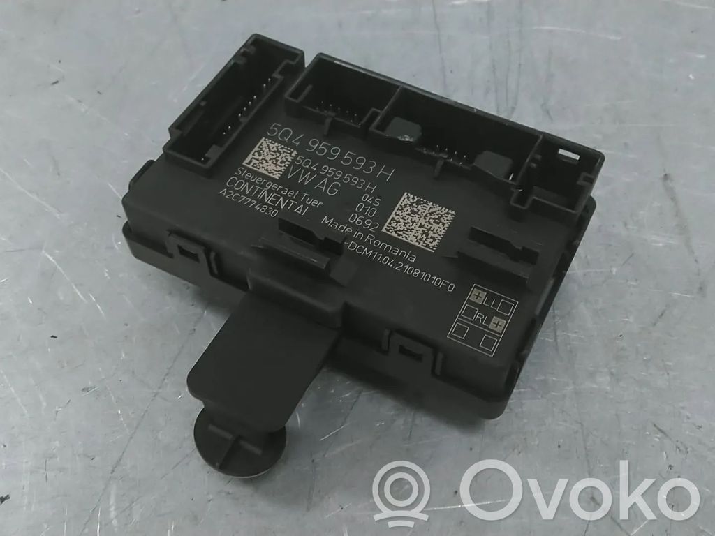 Unidad de control/módulo de la puerta   5Q4959593H