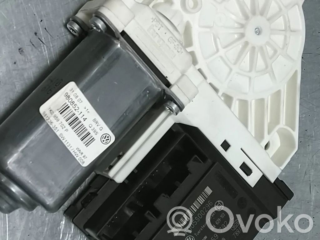 Volkswagen PASSAT B6 Silnik regulatora szyby drzwi przednich 