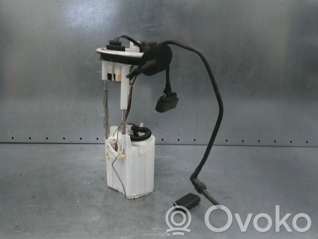 Audi Q3 8U Bomba interna de combustible 