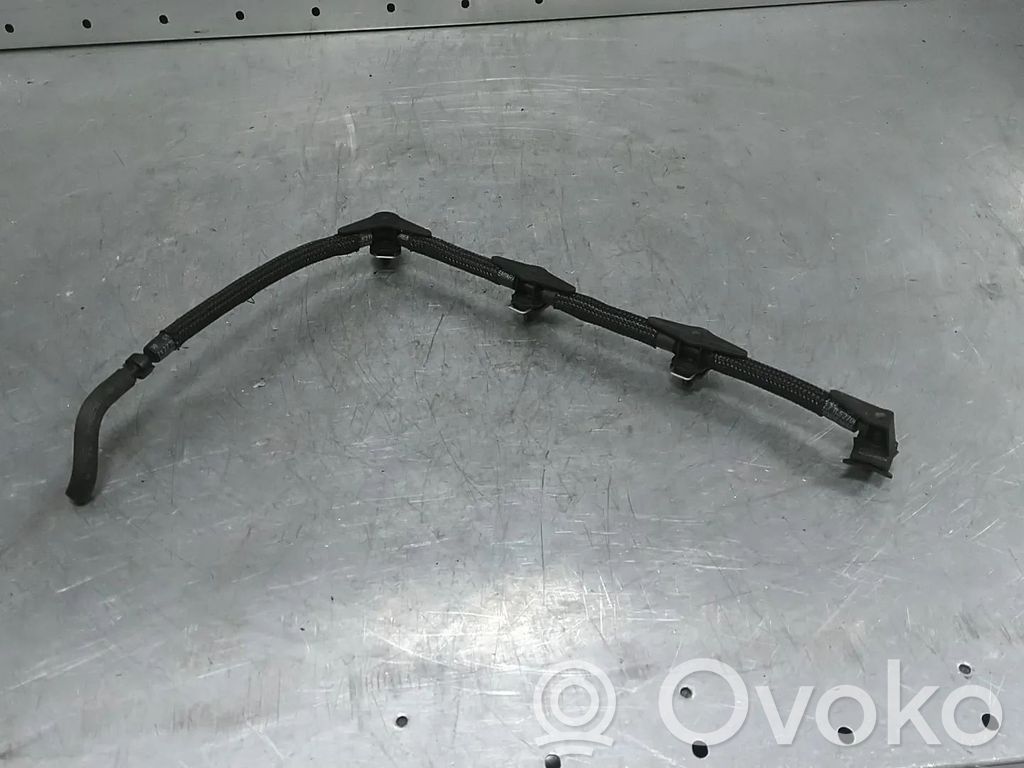 Volkswagen Caddy Fuel line pipe 