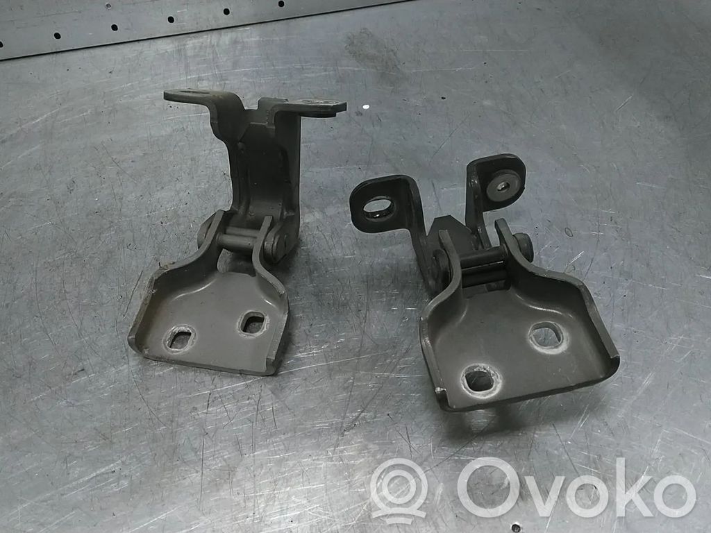 Front door upper hinge   93450652,4422772,804005400R,804207166R,93455814