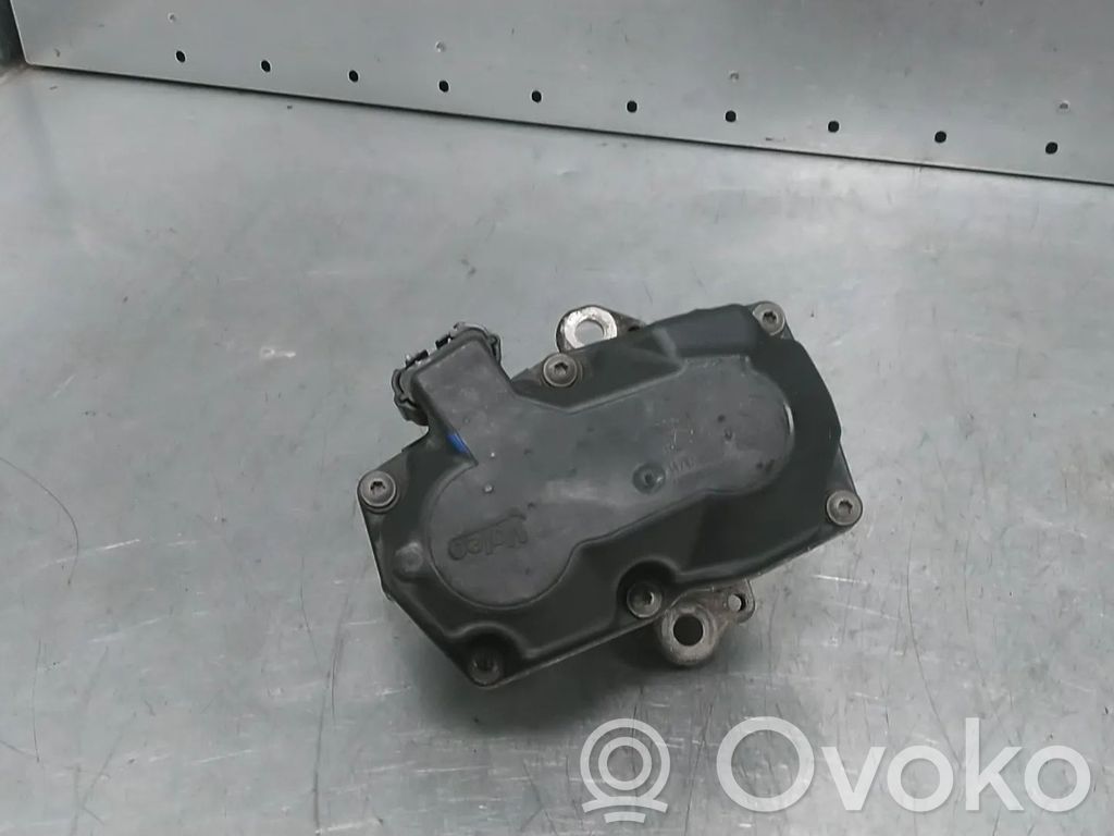 Opel Vivaro Zawór EGR 