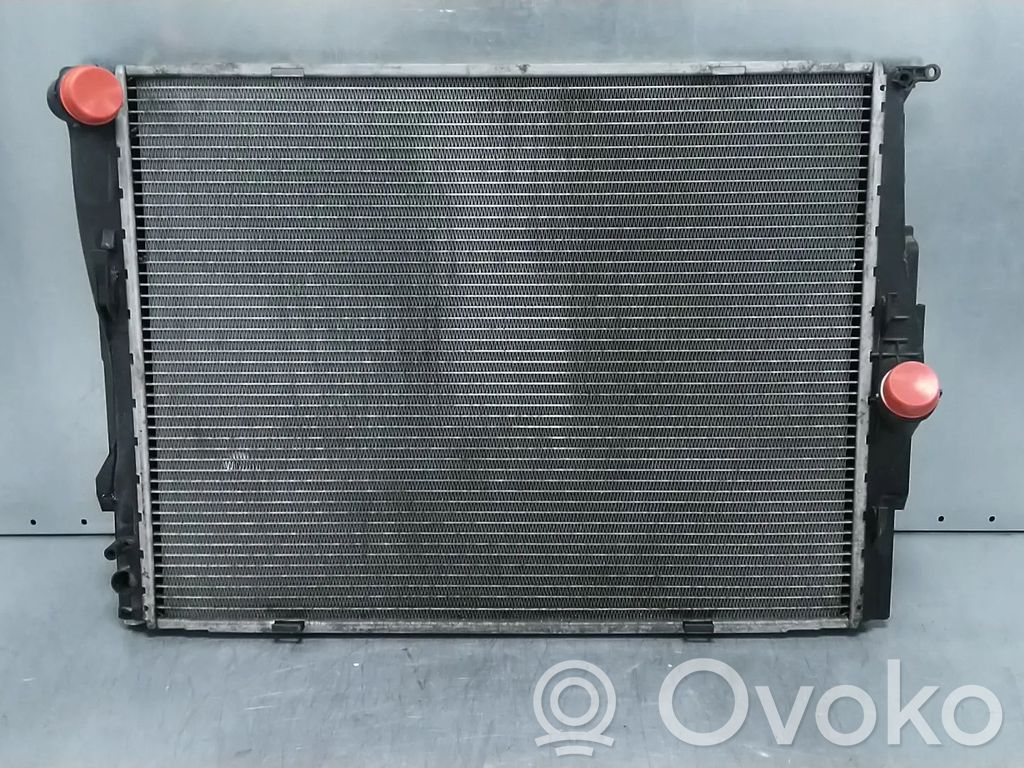 BMW 3 E90 E91 Jäähdyttimen lauhdutin 