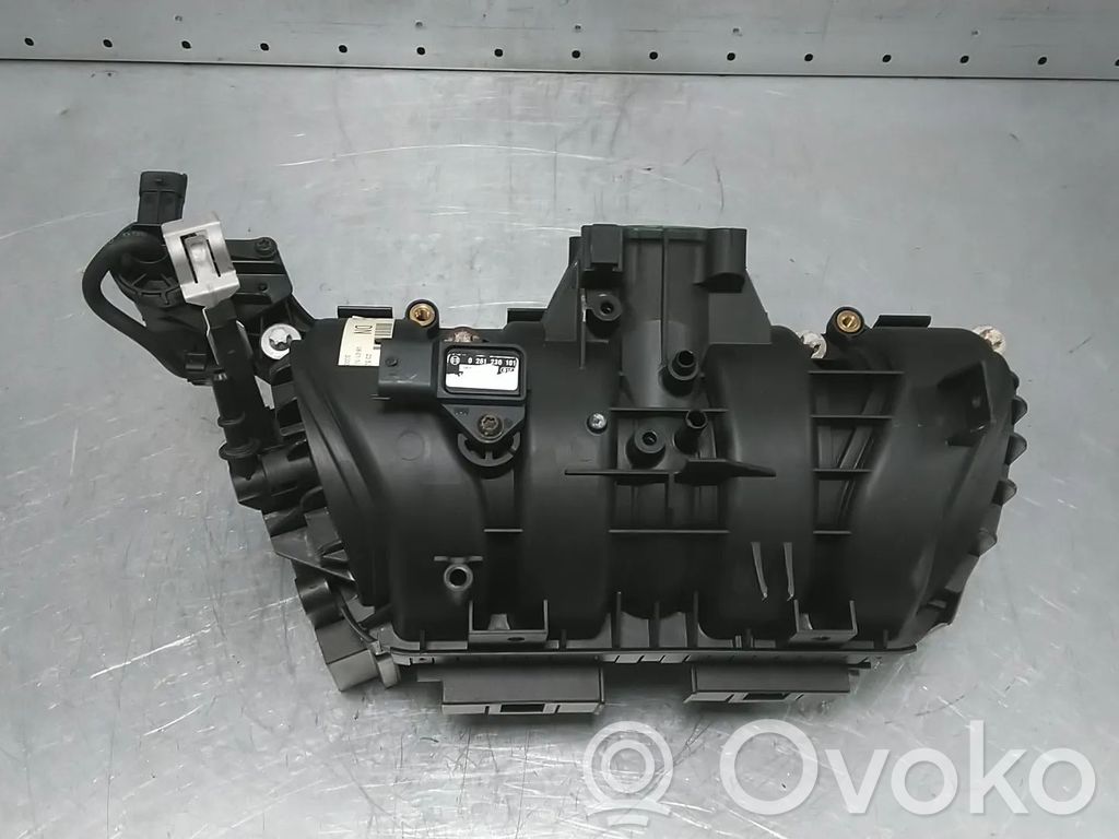 Opel Corsa D Kolektor ssący 