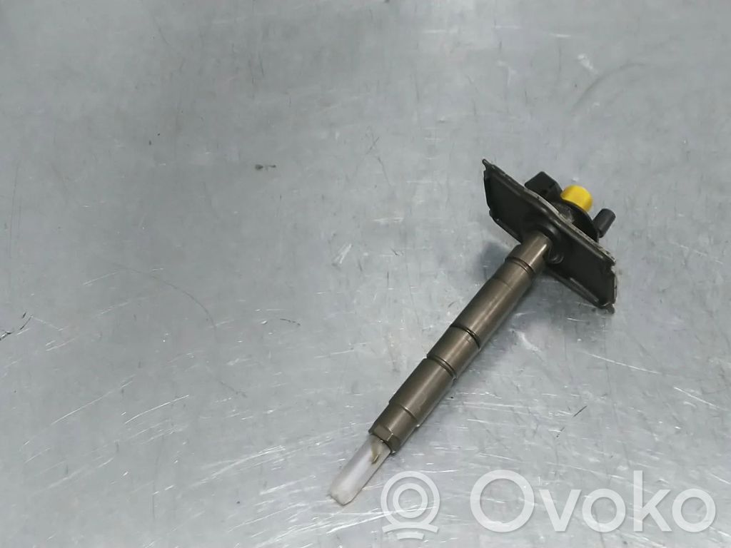 Audi A6 S6 C6 4F Fuel injector 
