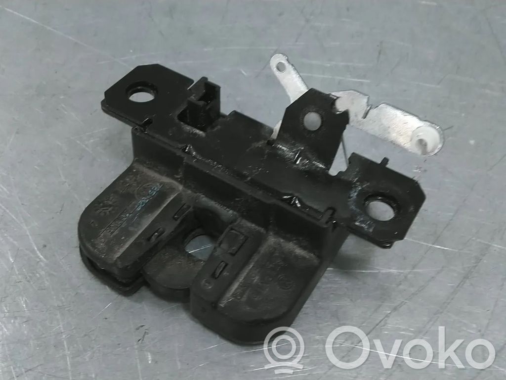 Volkswagen Caddy Zamek klapy tylnej / bagażnika 