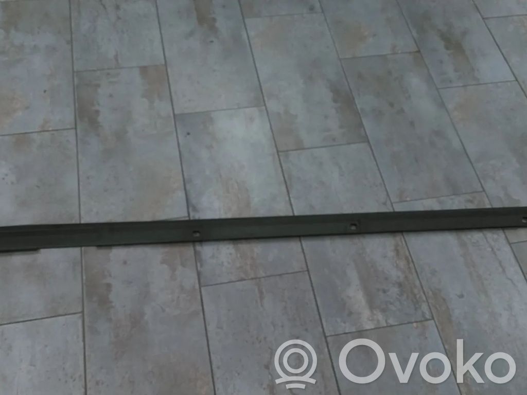 Audi Q2 - Protección inferior lateral 