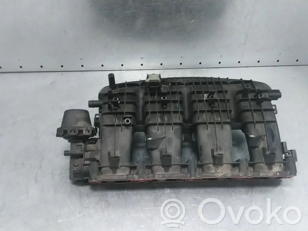 Volkswagen Golf VII Intake manifold 