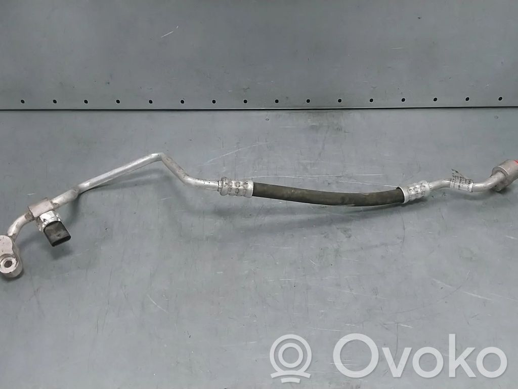 Audi e-tron Tubo flessibile aria condizionata (A/C) 