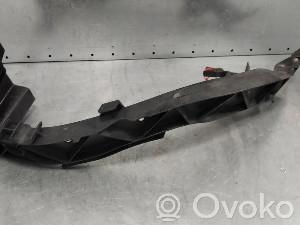 BMW 1 E81 E87 Headlight/headlamp mounting bracket 