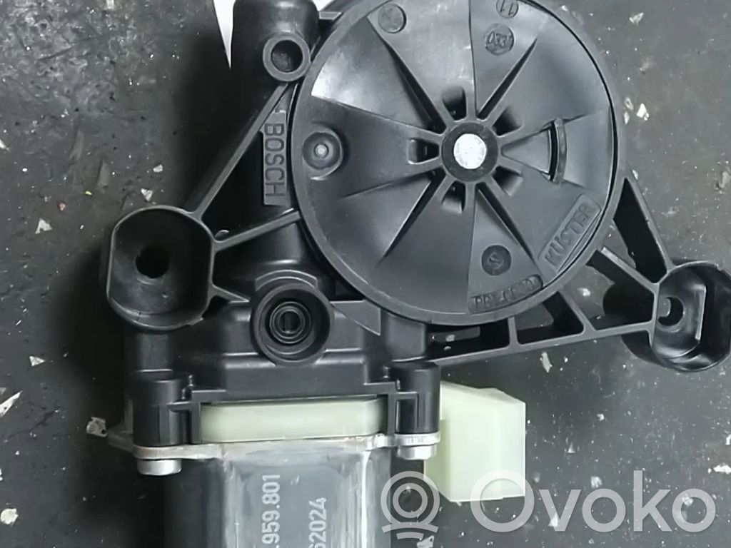 Volkswagen Caddy Motor del regulador de la ventanilla de la puerta delantera