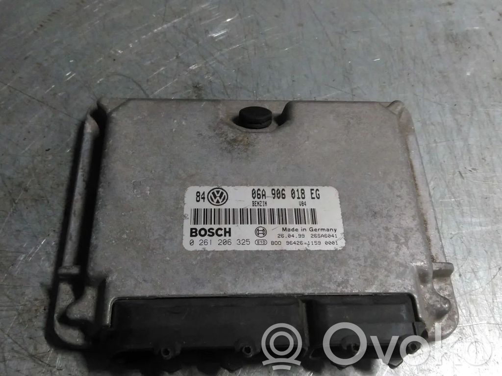Volkswagen Golf IV Variklio valdymo blokas 