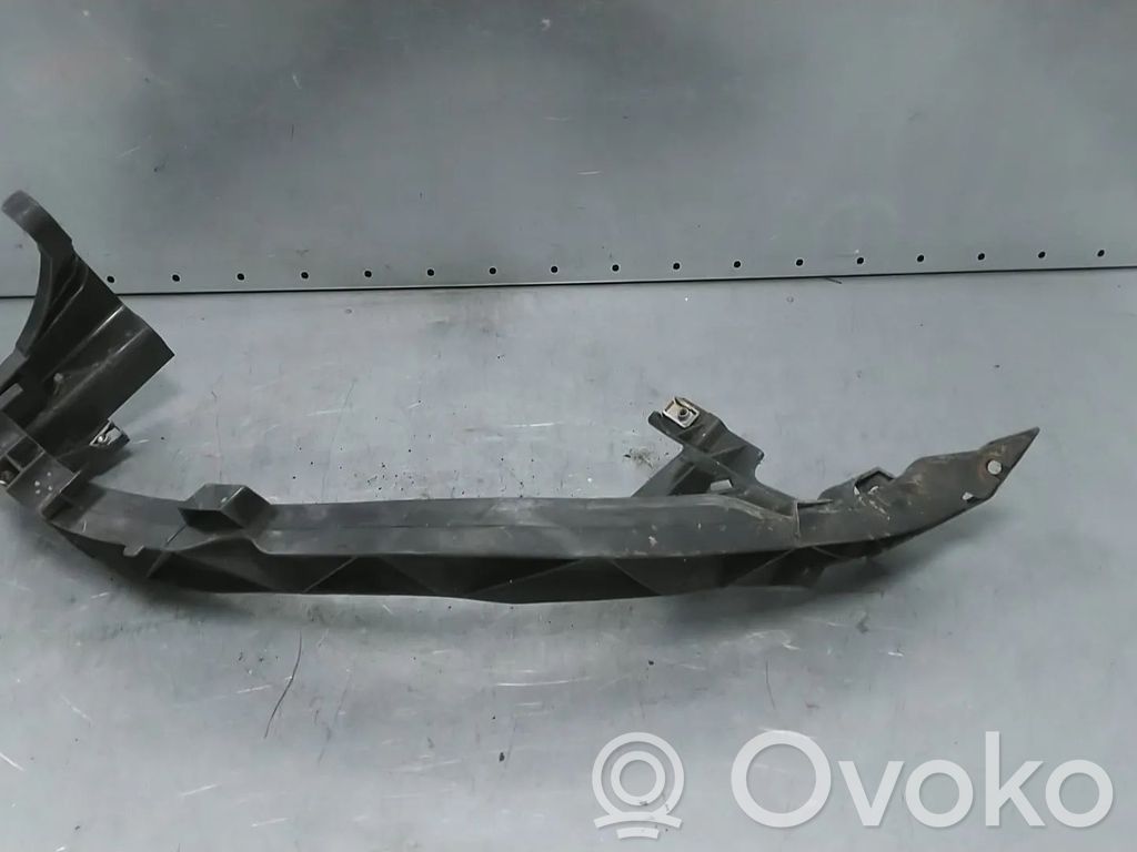 BMW 1 E81 E87 Headlight/headlamp mounting bracket 
