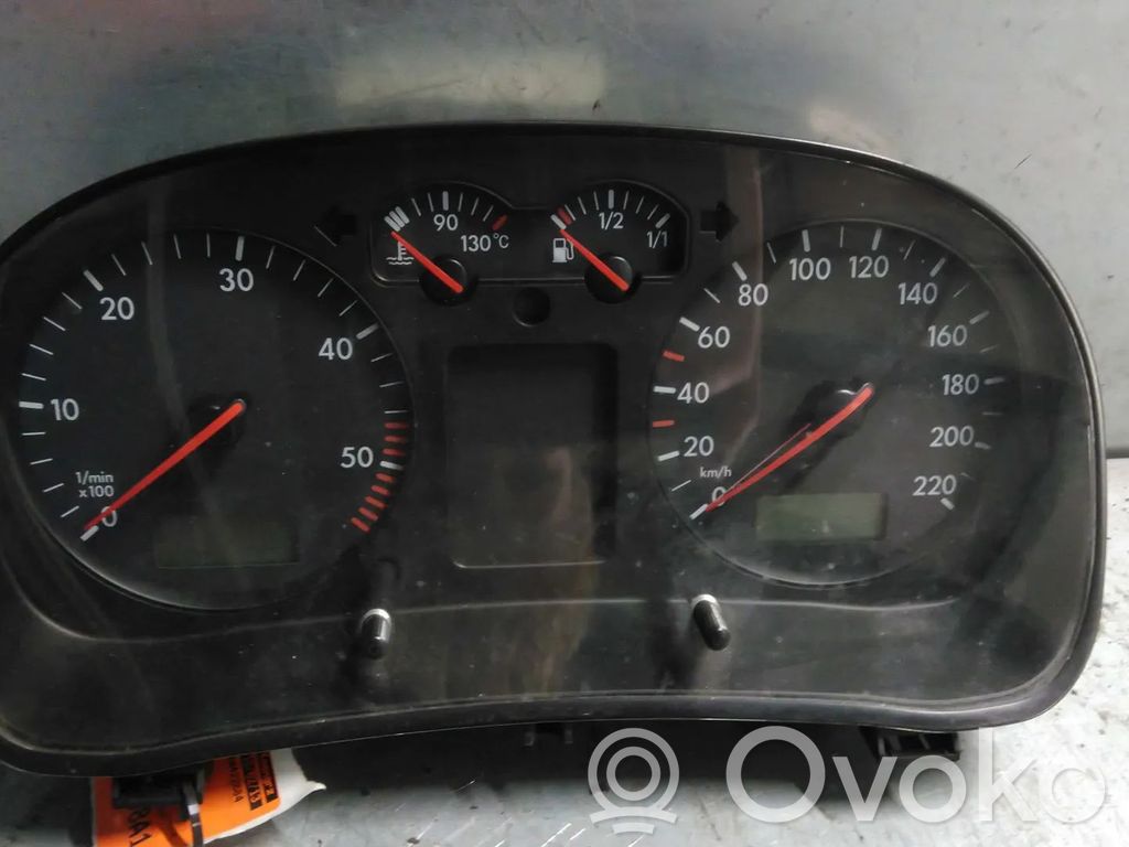 Volkswagen Golf IV Vitezometru (grup de instrumente) 