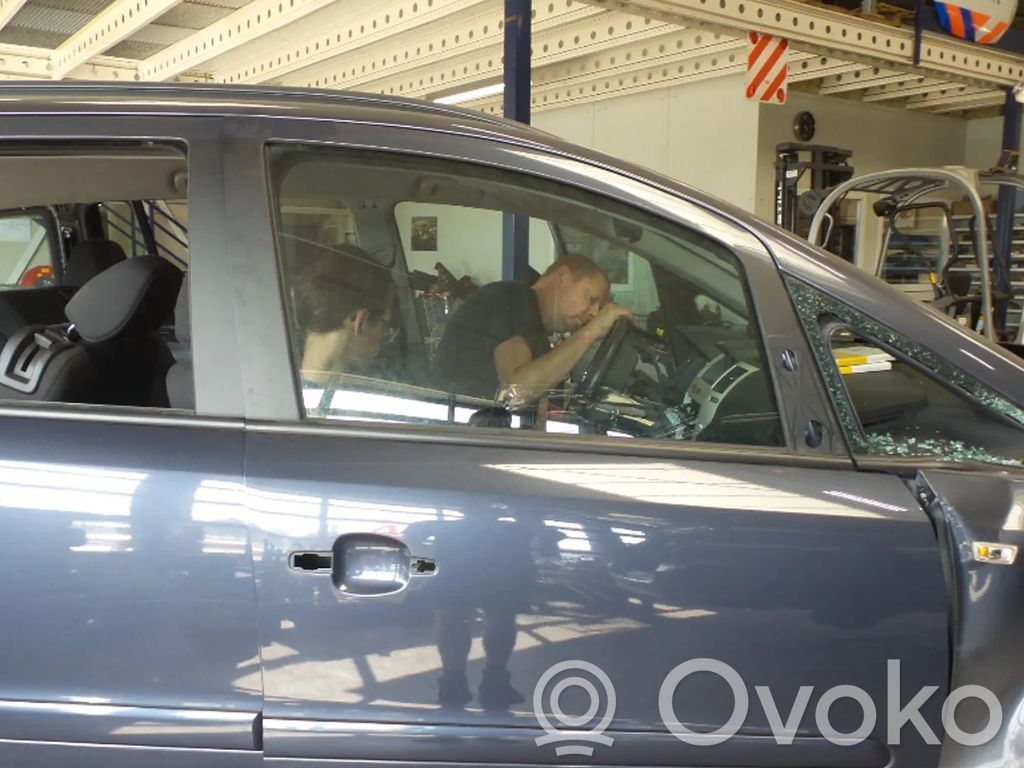 Opel Zafira B Portiera anteriore 