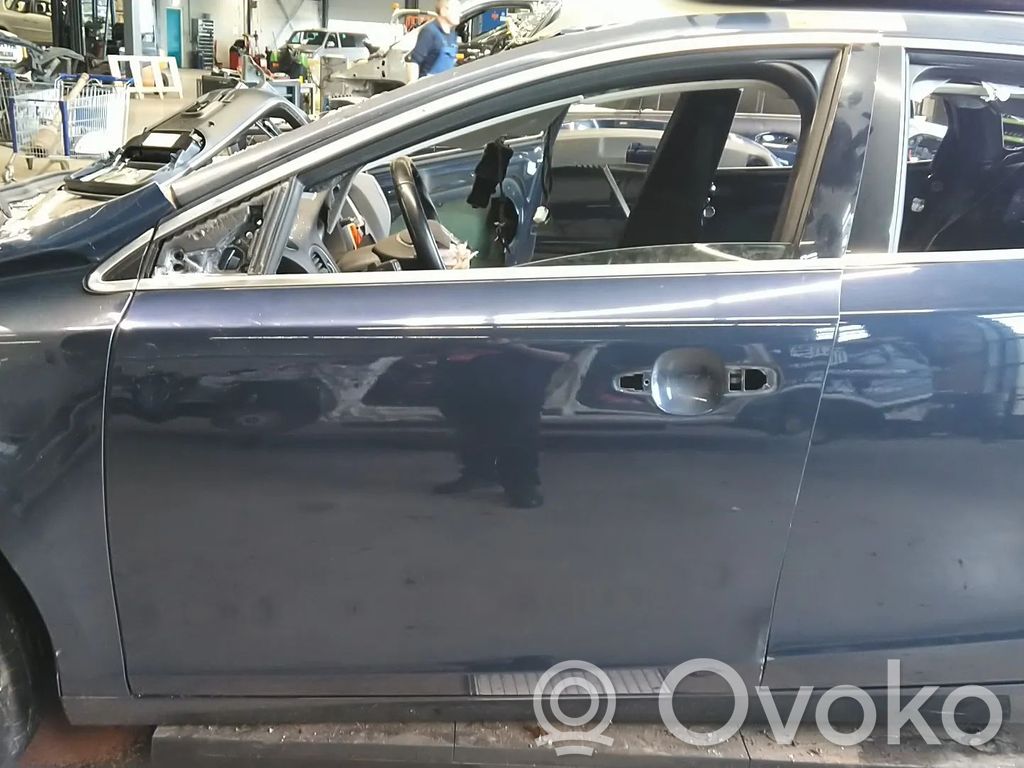Volvo V40 Durvis 