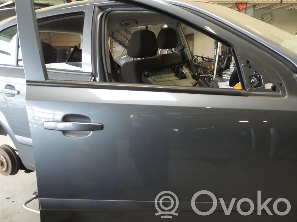 Opel Astra H Puerta delantera 