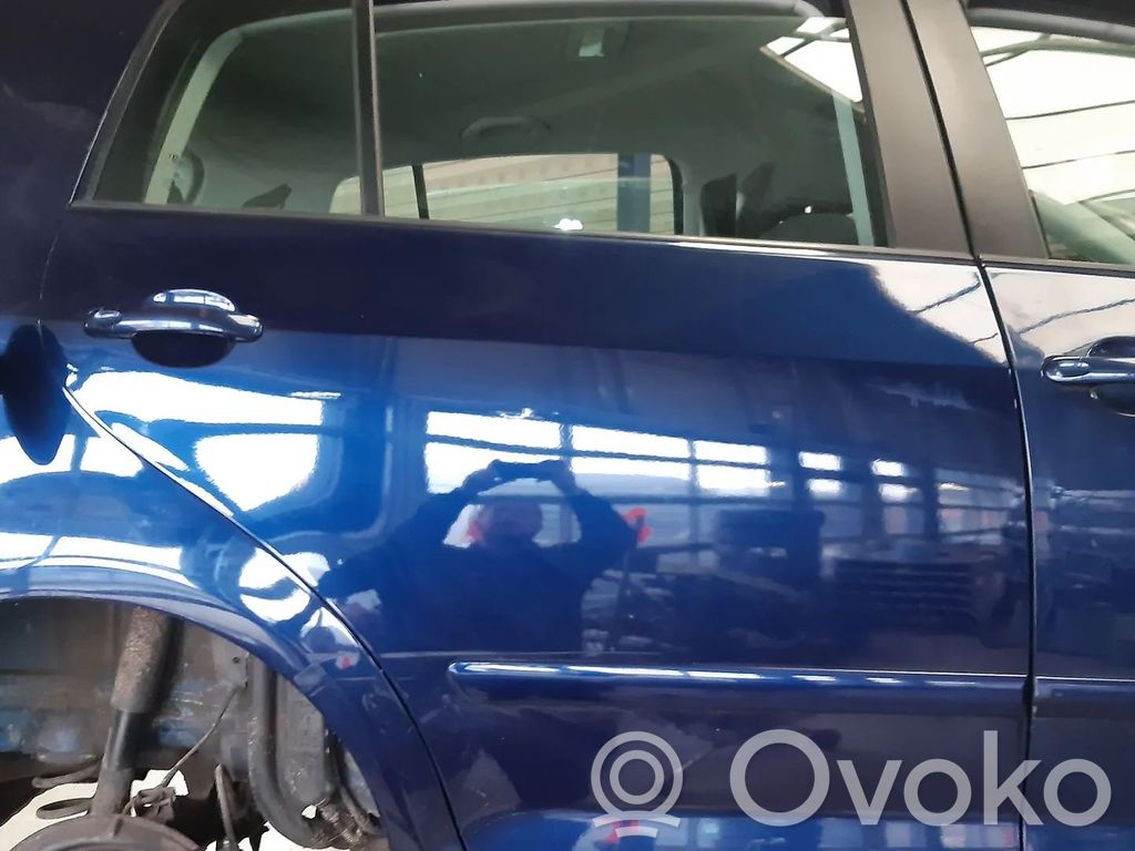 Volkswagen Golf V Galinės durys 