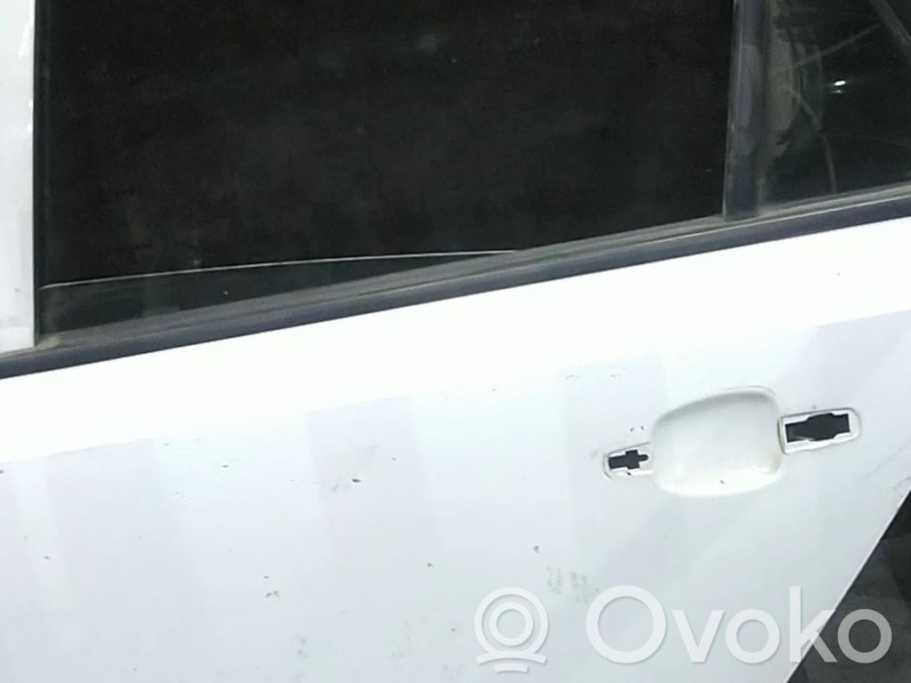 Opel Astra H Puerta trasera 