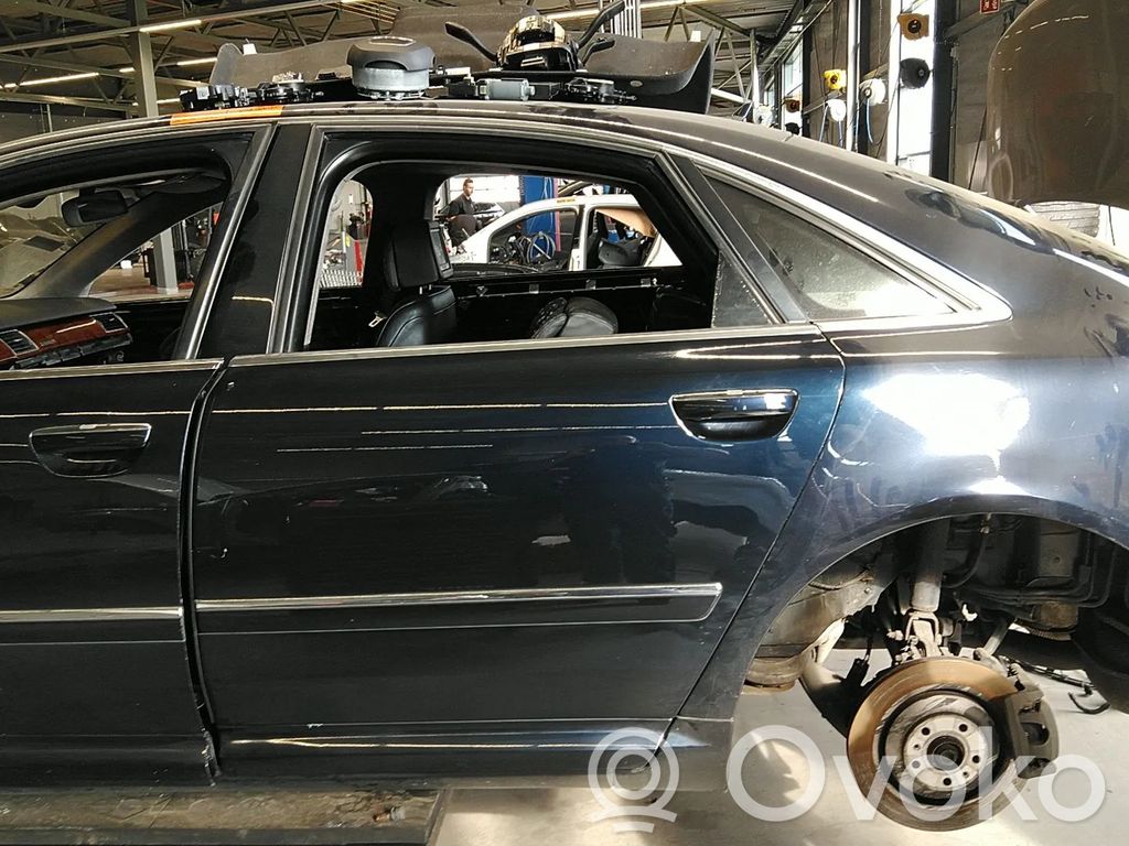 Audi A8 S8 D3 4E Galinės durys 