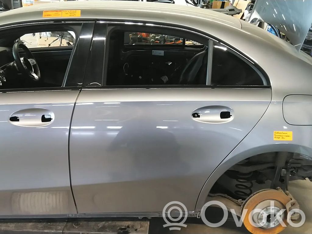 Mercedes-Benz A W177 Drzwi tylne 