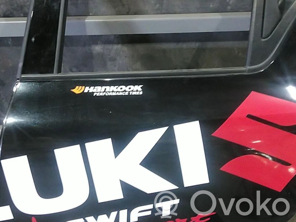 Suzuki Swift III Takaovi