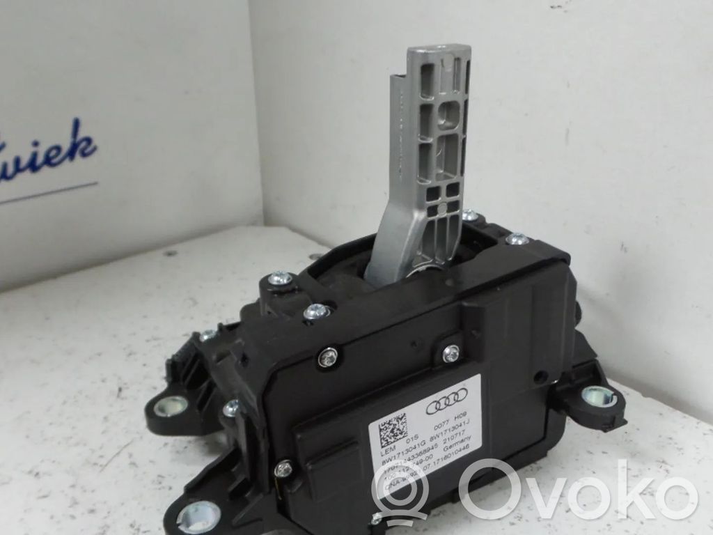 Audi A5 Gear shifter/selector 