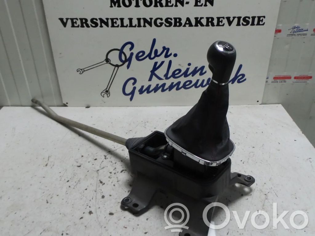Opel Corsa D Gear shifter/selector 
