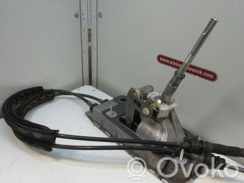Volkswagen Golf VI Pavarų perjungimo mechanizmas (kulisa) 