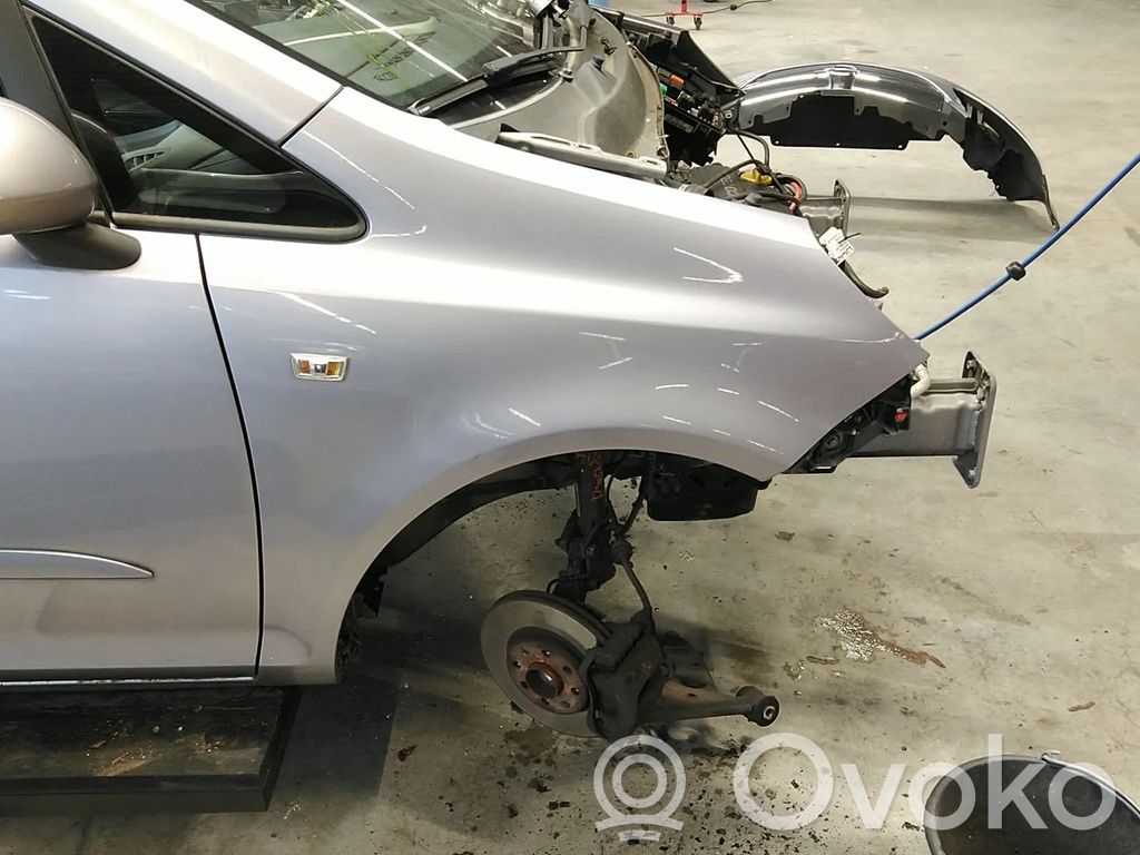 Opel Corsa D Sparnas 