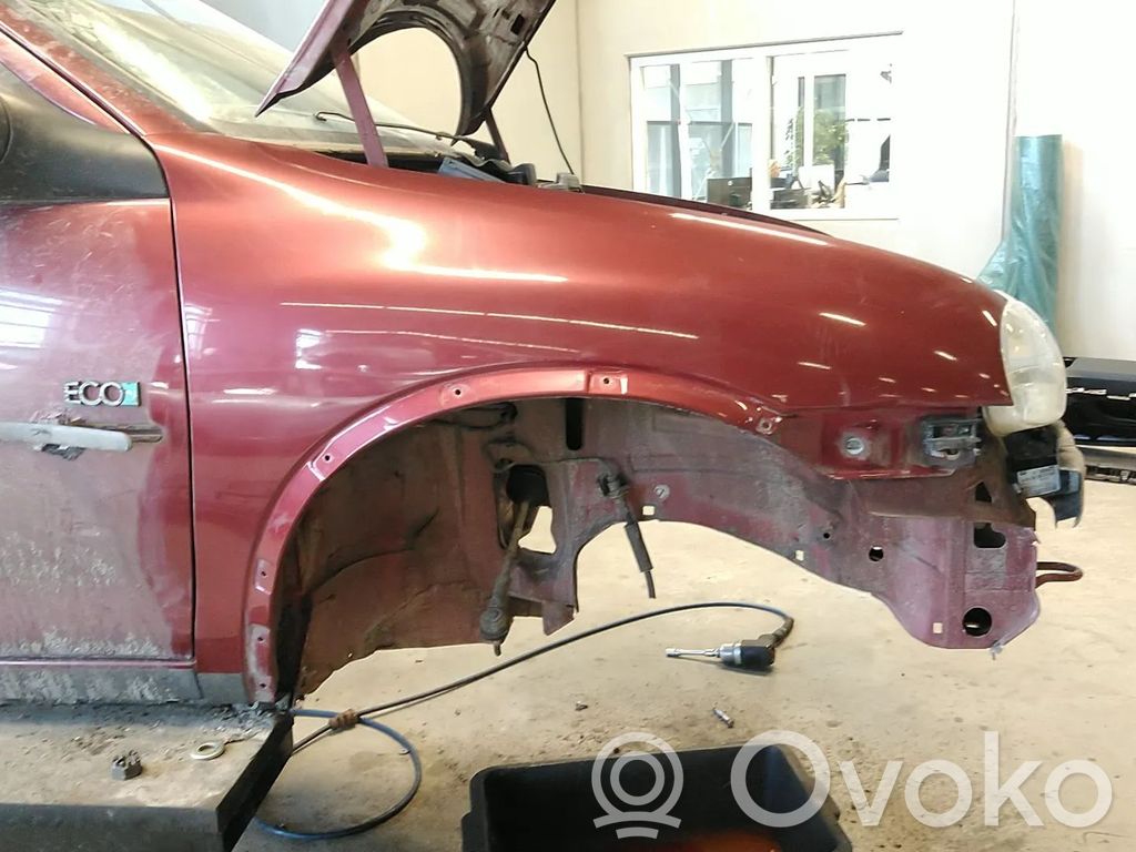 Opel Corsa B Sparnas 
