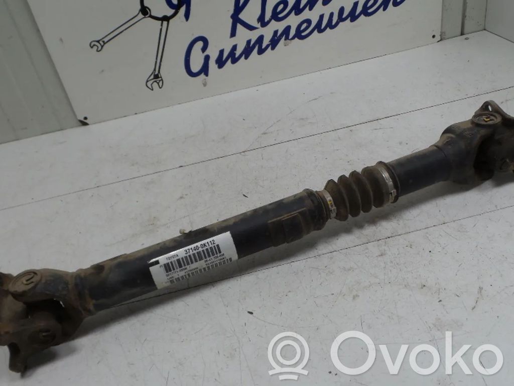 Toyota Hilux (AN120, AN130) Albero di trasmissione con sede centrale