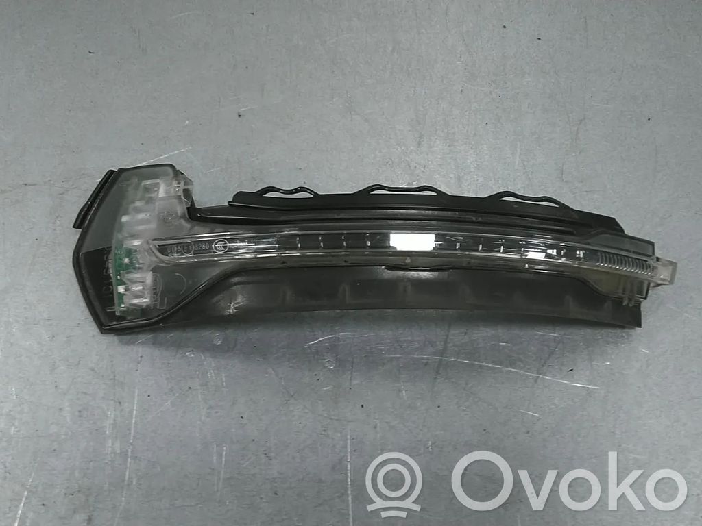 Audi A3 S3 8V Veidrodėlio dalys 