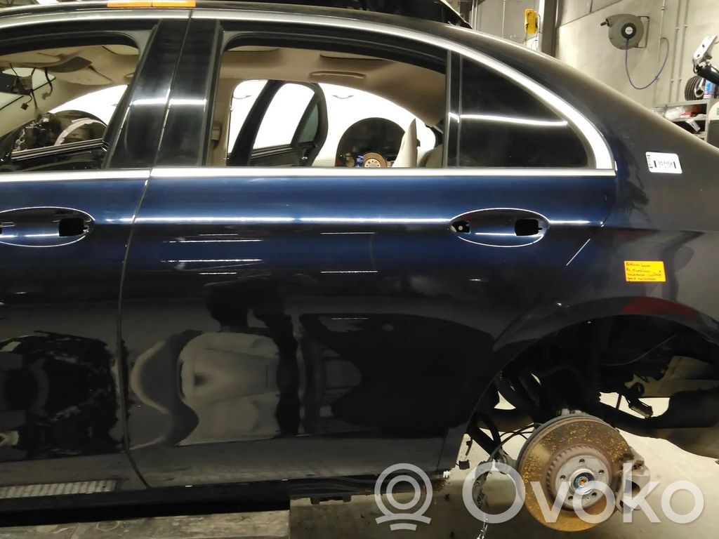 Mercedes-Benz E W213 Puerta trasera 