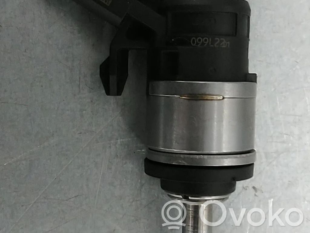 Volkswagen Golf VIII Injector combustibil 