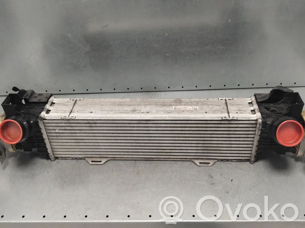 BMW 7 G11 G12 Radiatore intercooler 