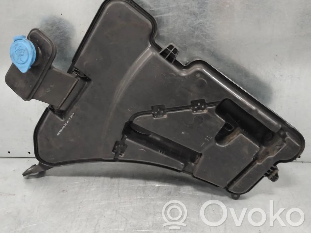 BMW 7 G11 G12 Rezervor lichid spălare parbriz 