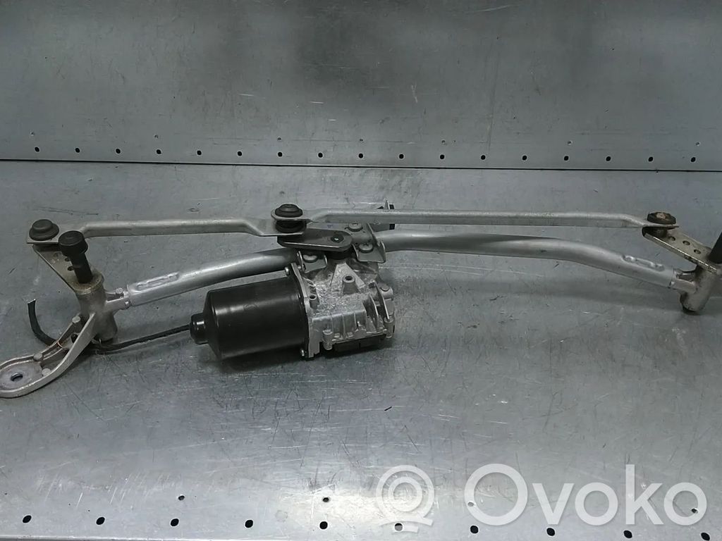 BMW 7 G11 G12 Tiranti e motorino del tergicristallo anteriore 