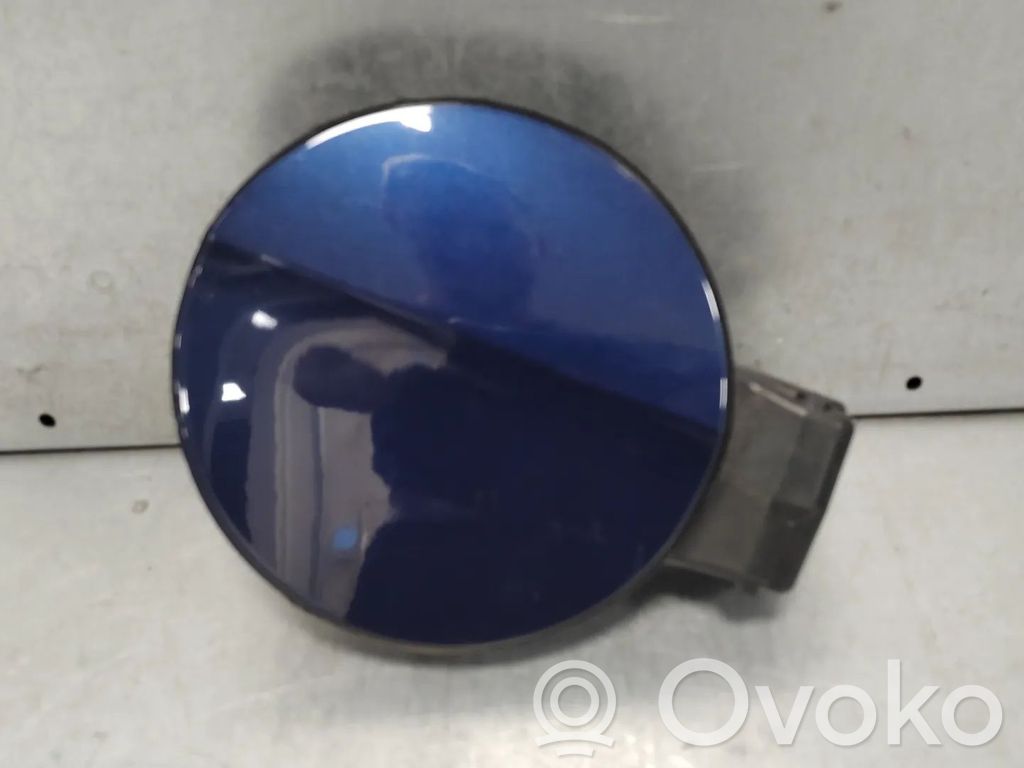 Volkswagen PASSAT B6 Tappo cornice del serbatoio