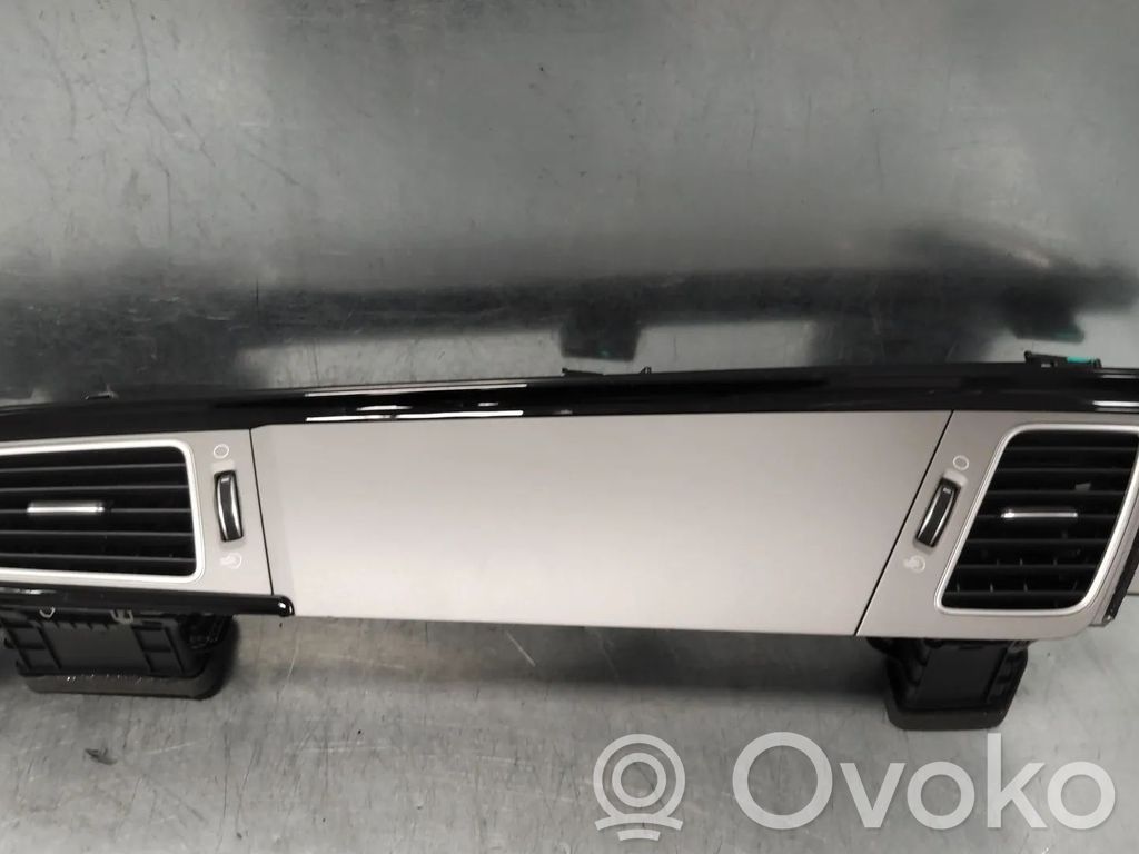 KIA Niro Copertura griglia di ventilazione laterale cruscotto 