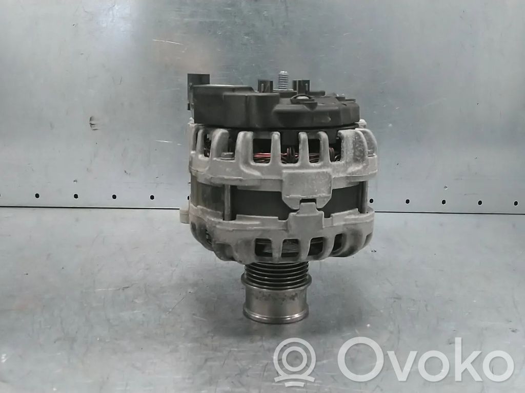 Volkswagen Polo VI Alternator 