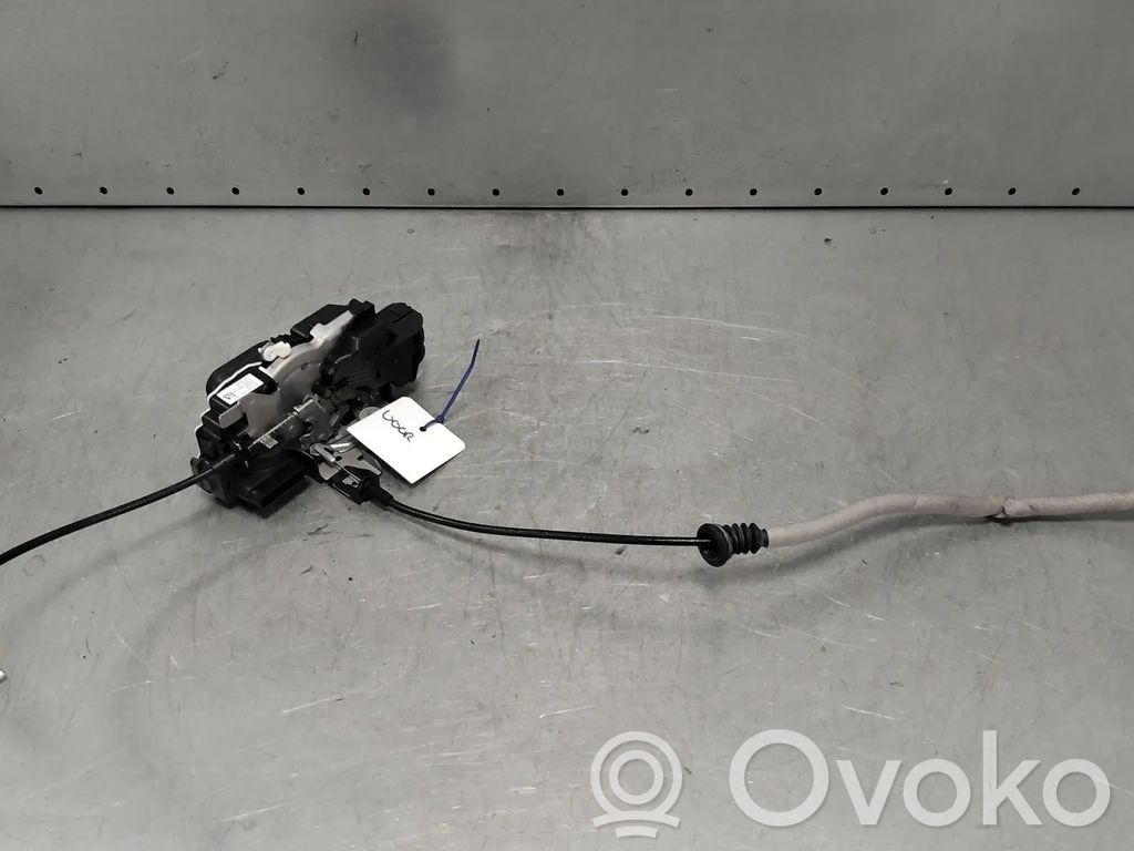 Volvo XC40 Front door lock 