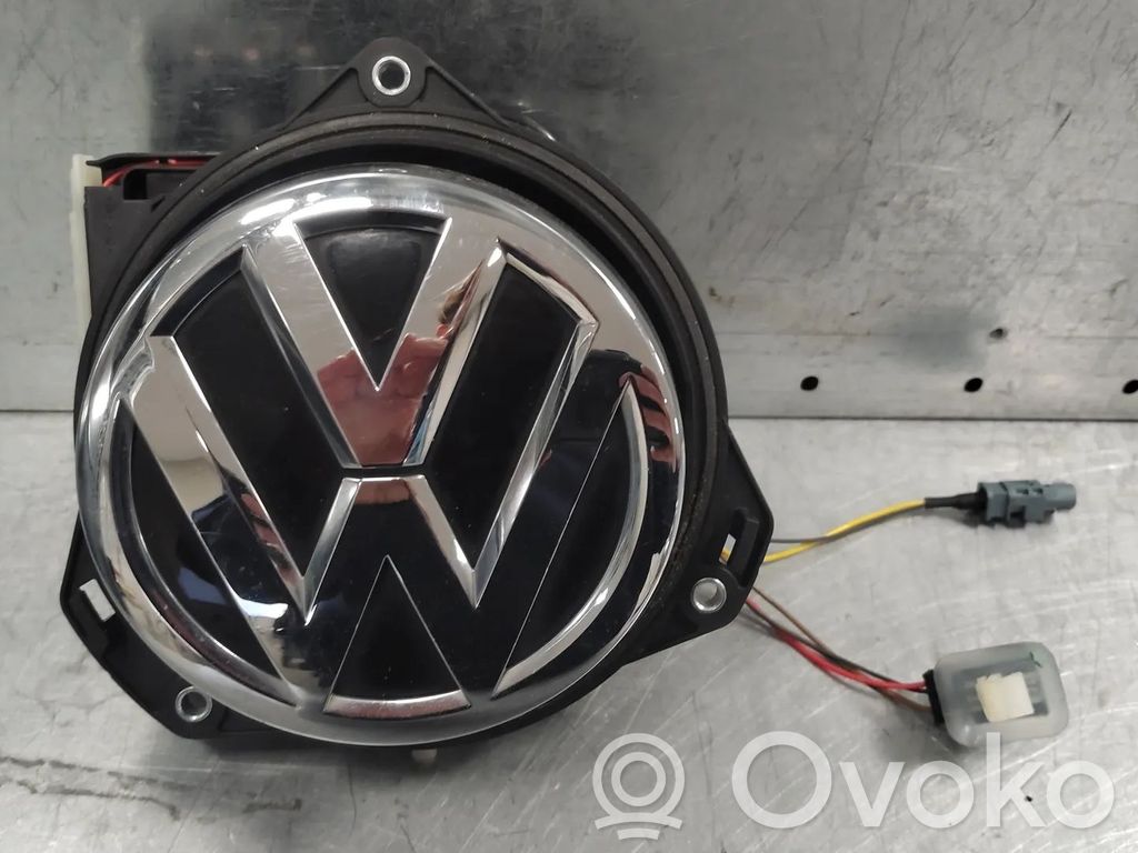 Volkswagen Golf VII Tailgate release/open handle 