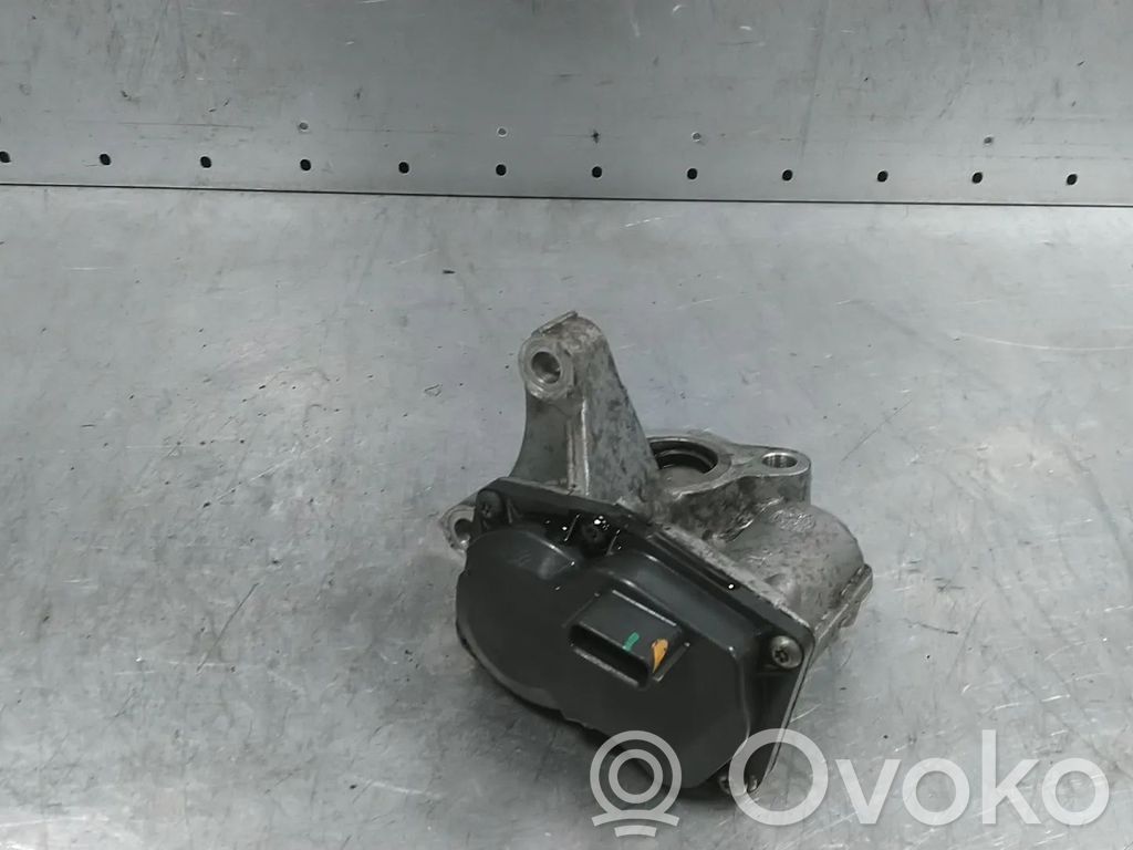 Opel Vivaro Zawór EGR 