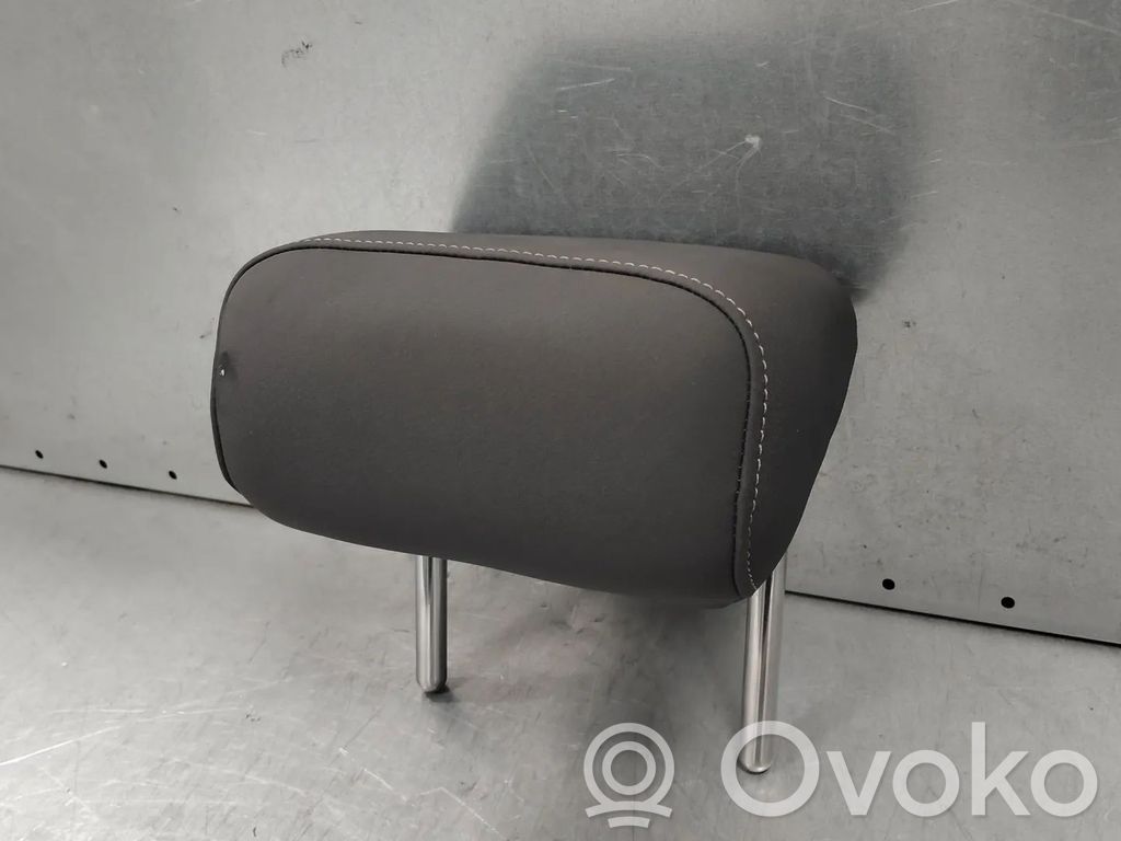 Cupra Born Kopfstütze vorne 