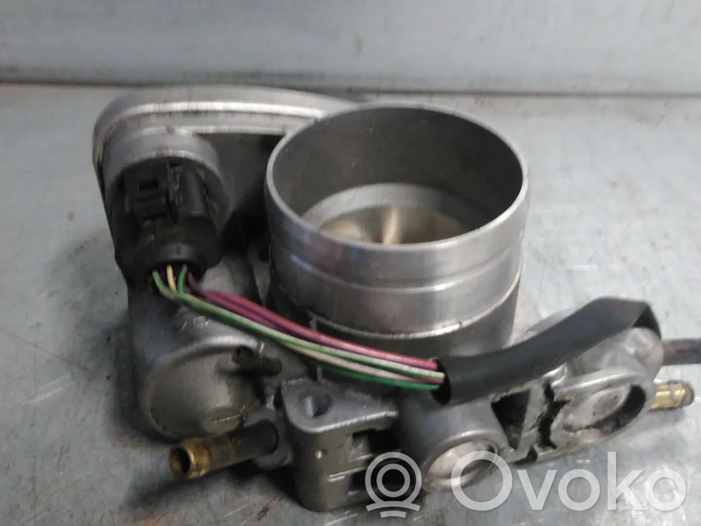 Volkswagen PASSAT B5 Electric throttle body valve 