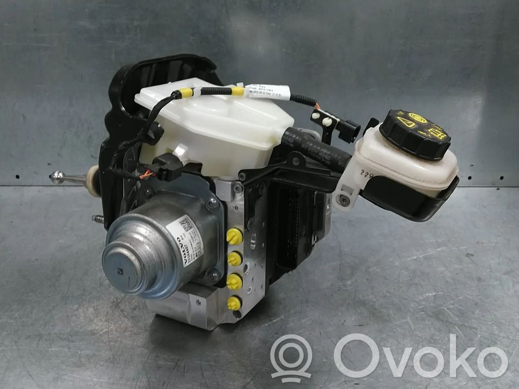 Volvo XC40 Jarrutehostin 